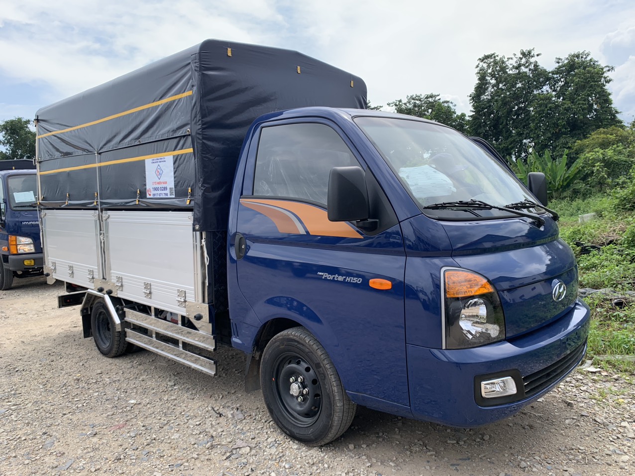 hyundai h150 thùng bạt