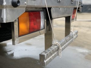 hyundai 110sl thùng bạt