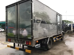 hyundai 110xl 7t thùng kín