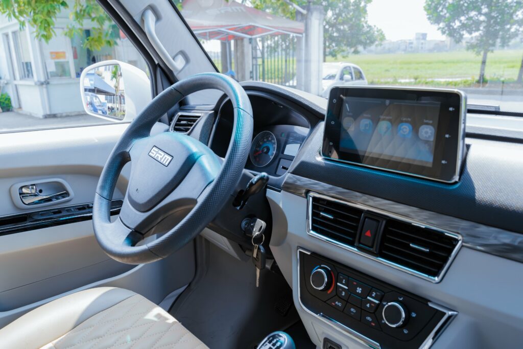 xe van srm 868 v2 2 chỗ xe van srm 868 v2 2 chỗ