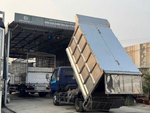 hyundai n250 e5 chở rác 8 khối