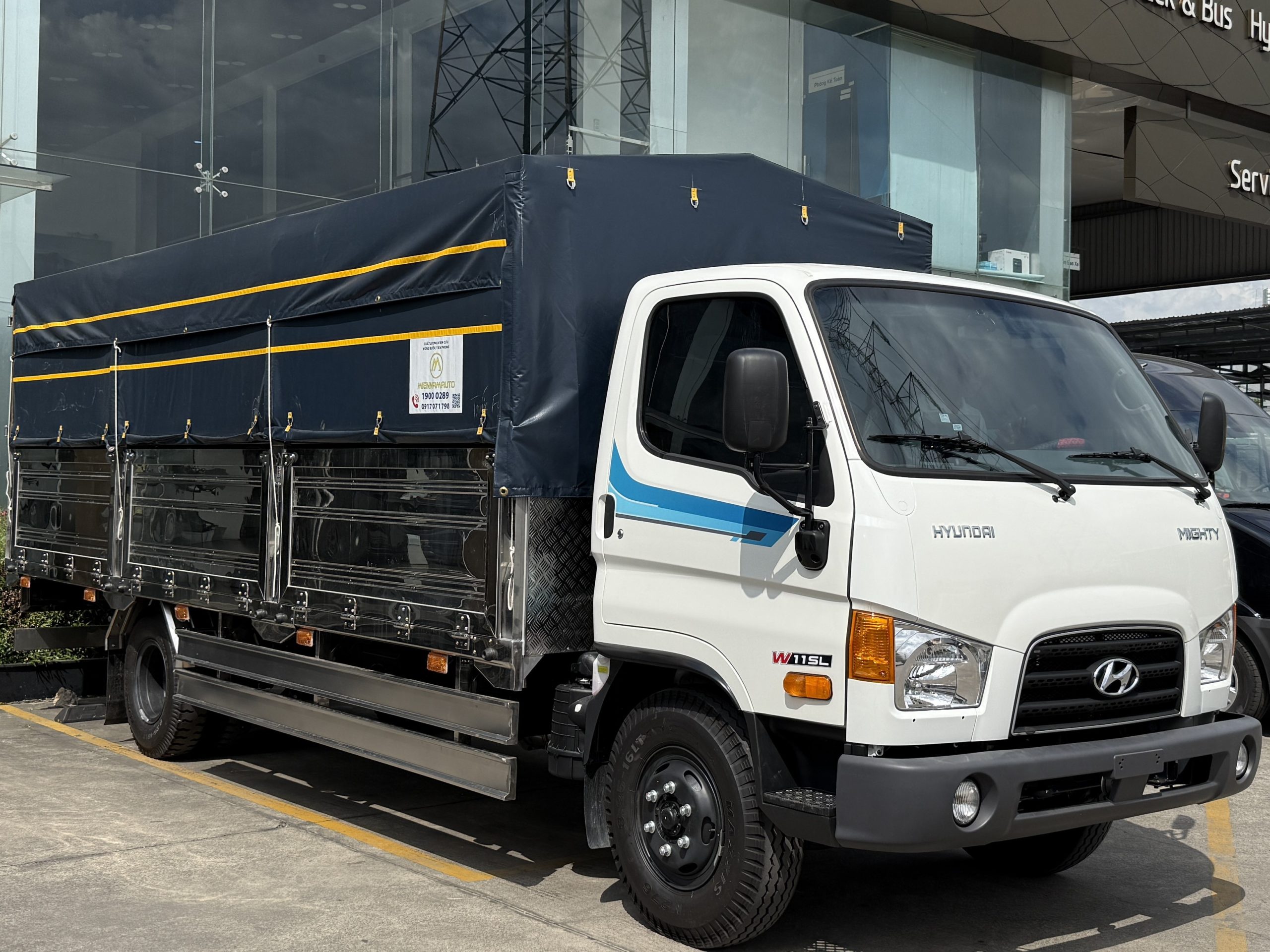 hyundai mighty w11sl e5 thùng bạt