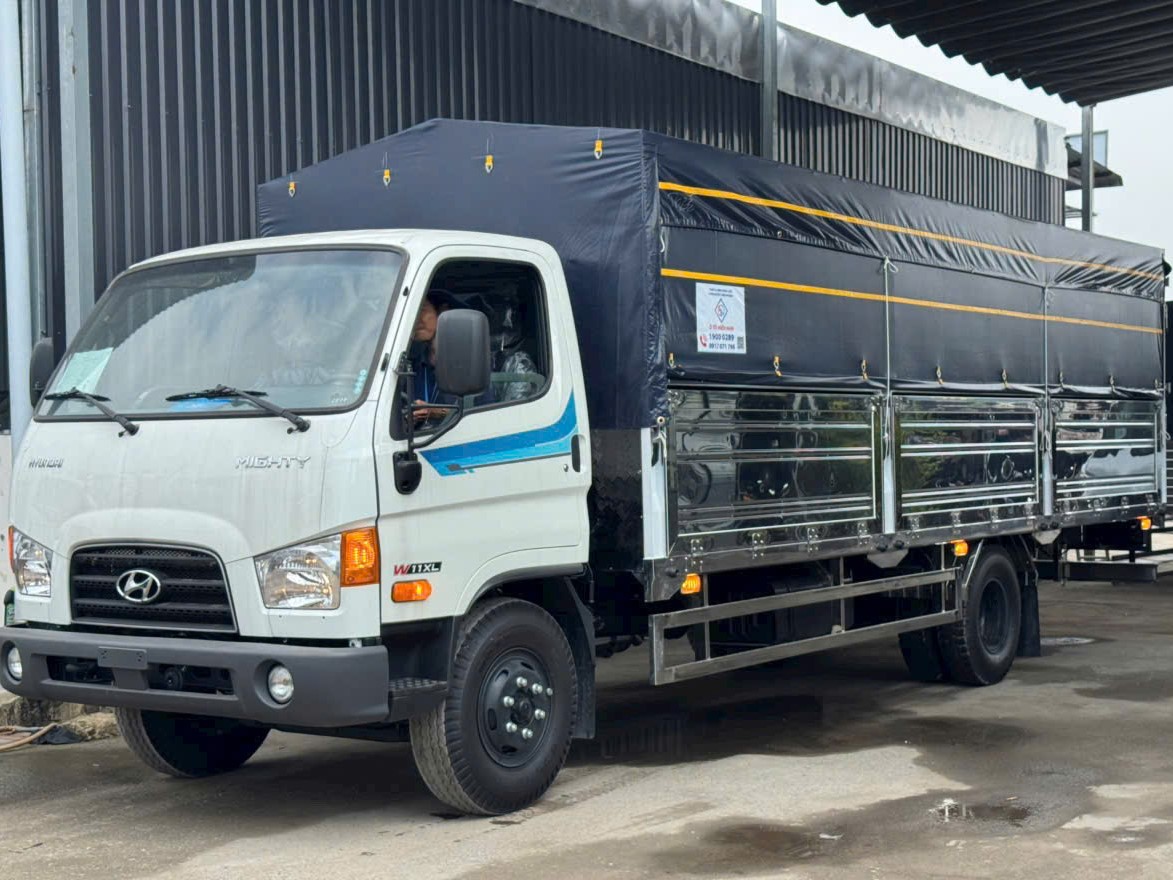 hyundai mighty w11xl e5 thùng bạt